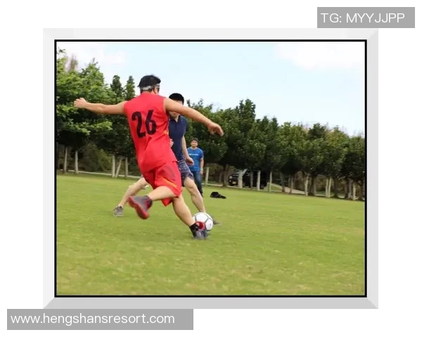 足球明星苏雅的个人简介与精彩瞬间全景展示 足球明星苏雅的个人简介与精彩瞬间全景展示